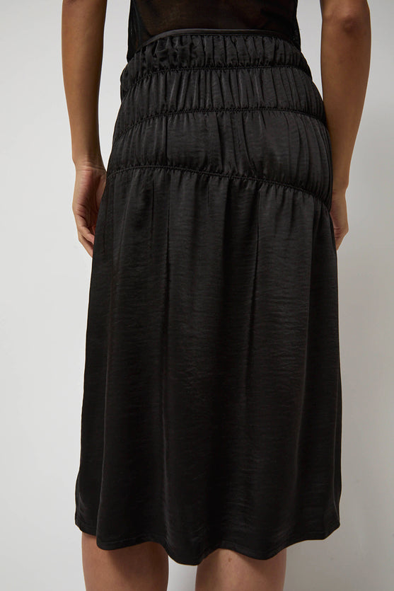 Anggae Satin Gather Long Skirt in Black