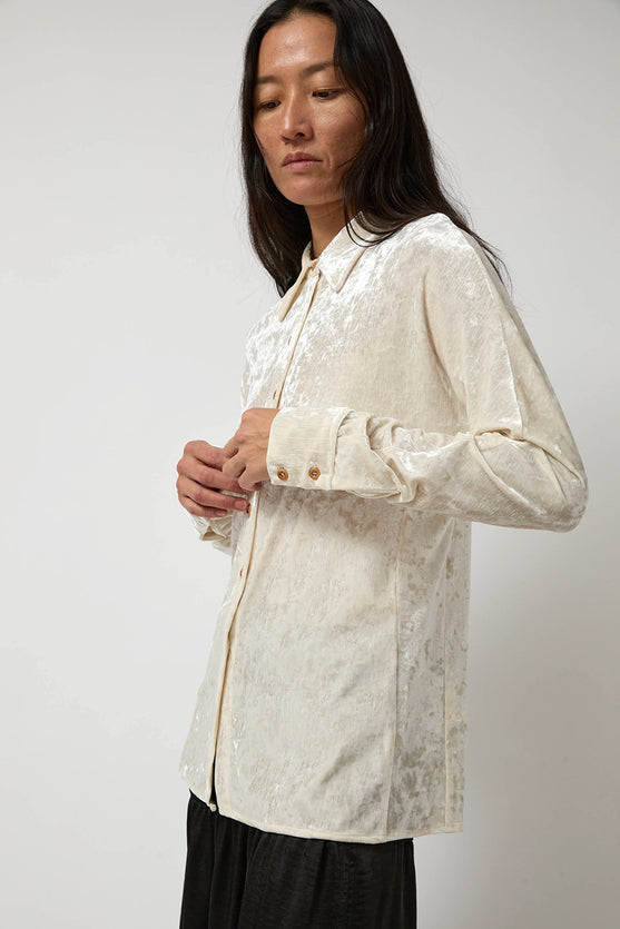 Anggae Washed Velvet Long Shirt in Ivory