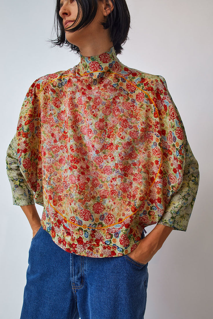 Anntian Circle Top in Bright Flowers