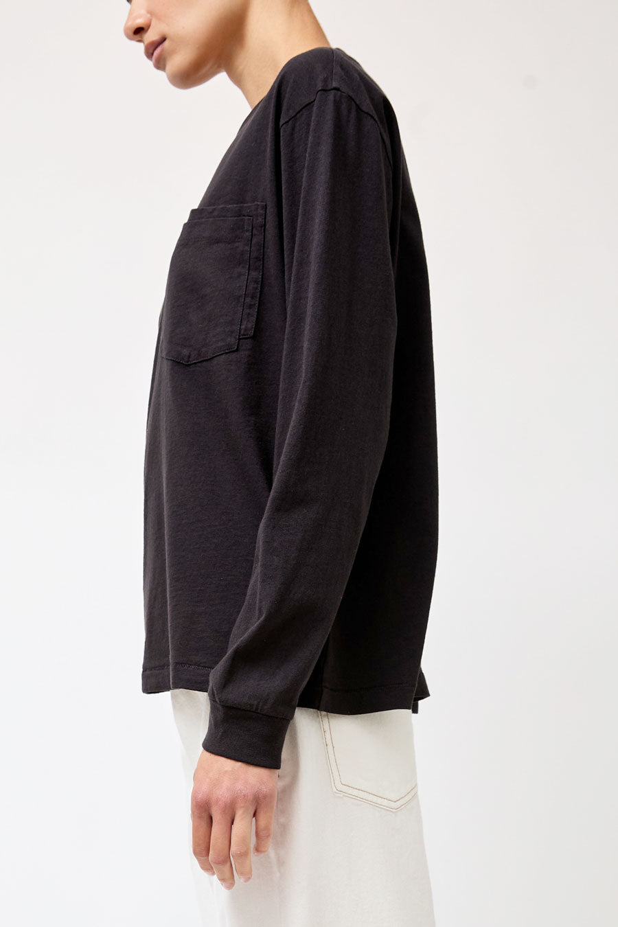 B Sides Double Pocket Tee in Faded Black