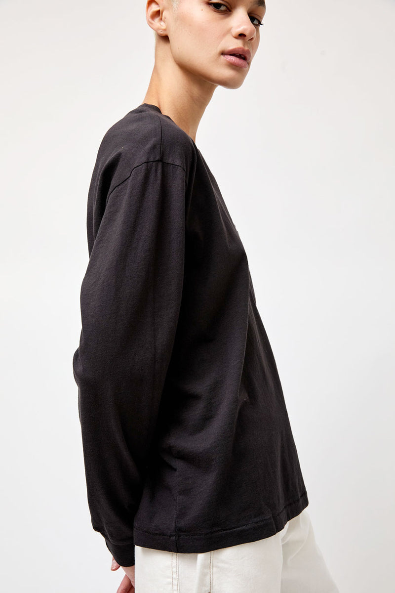 B Sides Double Pocket Tee in Faded Black