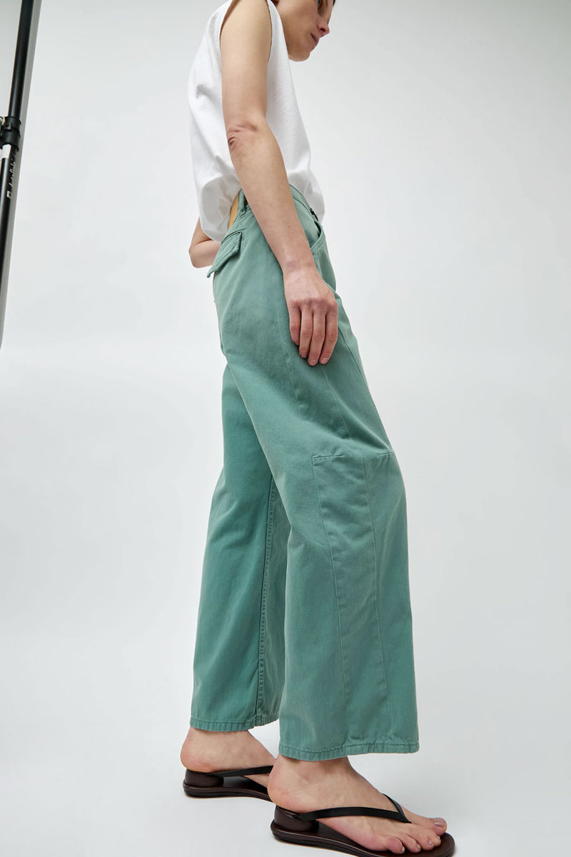 B Sides Lange Lasso Chino in Lindon Overdye