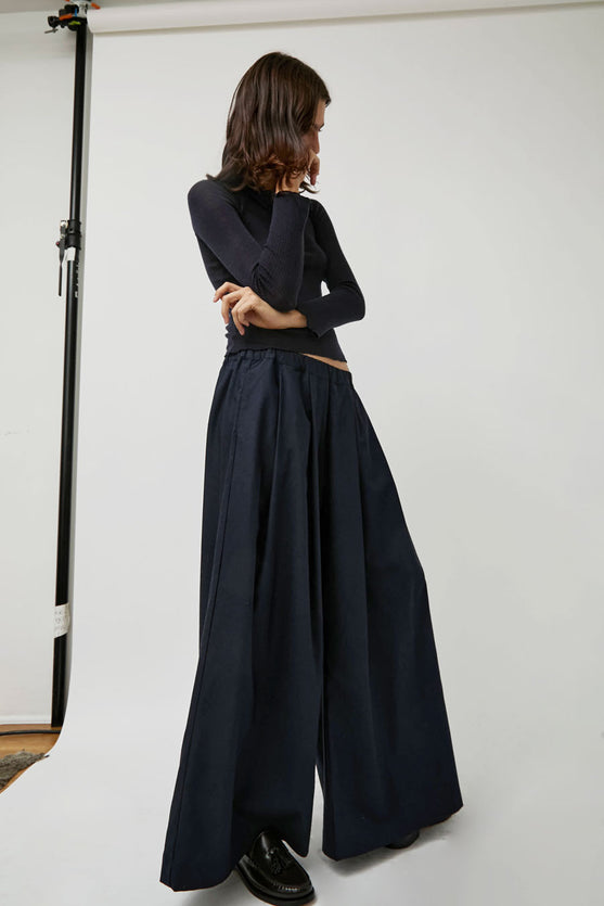 Baserange Avi Pants in Darma Navy
