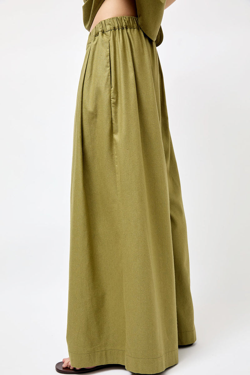 Baserange Avi Pants in Lua Green