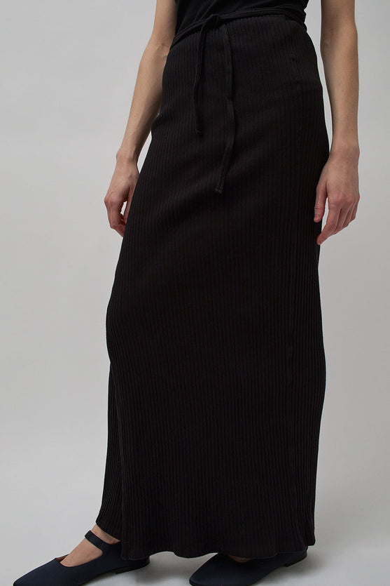 Baserange Brig Skirt in Black