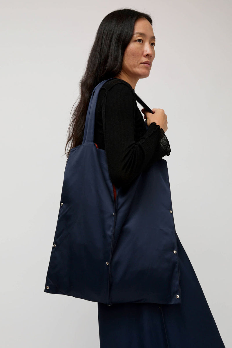 Baserange Clavo Bag in Blue Black