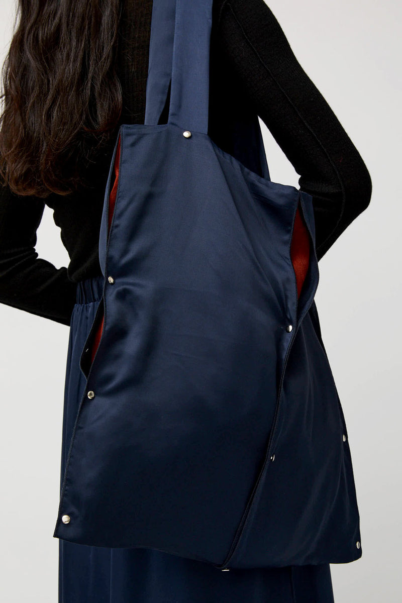 Baserange Clavo Bag in Blue Black