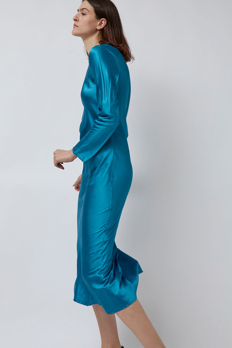 Baserange Dydine Long Sleeve Dress in Ora Blue