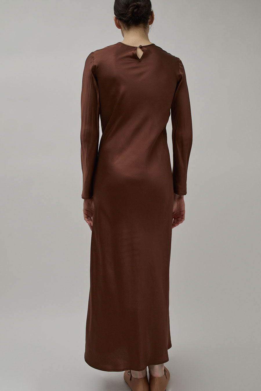 Baserange Dydine Longsleeve Dress in Dark Brown – No.6 Store