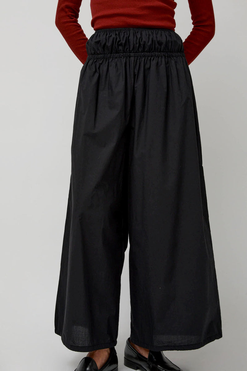 Baserange Point Pants in Black