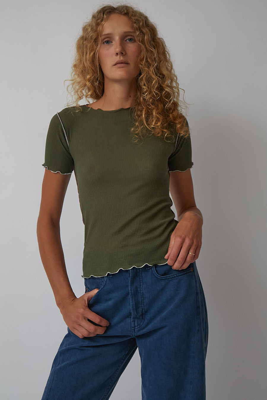 Baserange Vein Tee in Conto Green