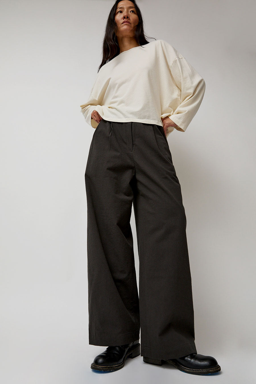 Black Crane Straight Trousers in Dark Grey