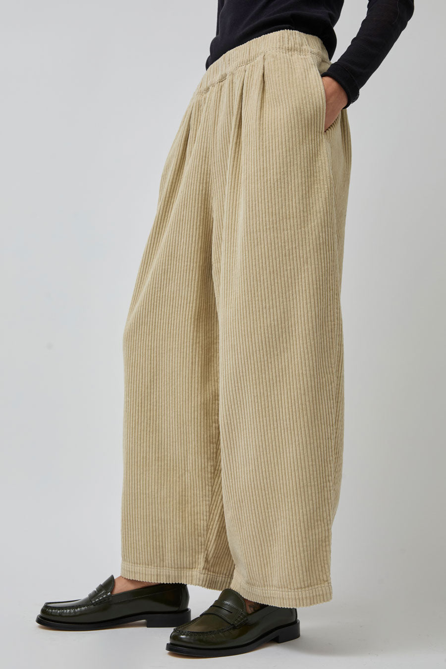 Black Crane Wide Pants in Ivory