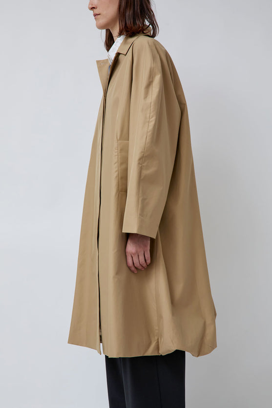CORDERA Balloon Trench Coat in Camel
