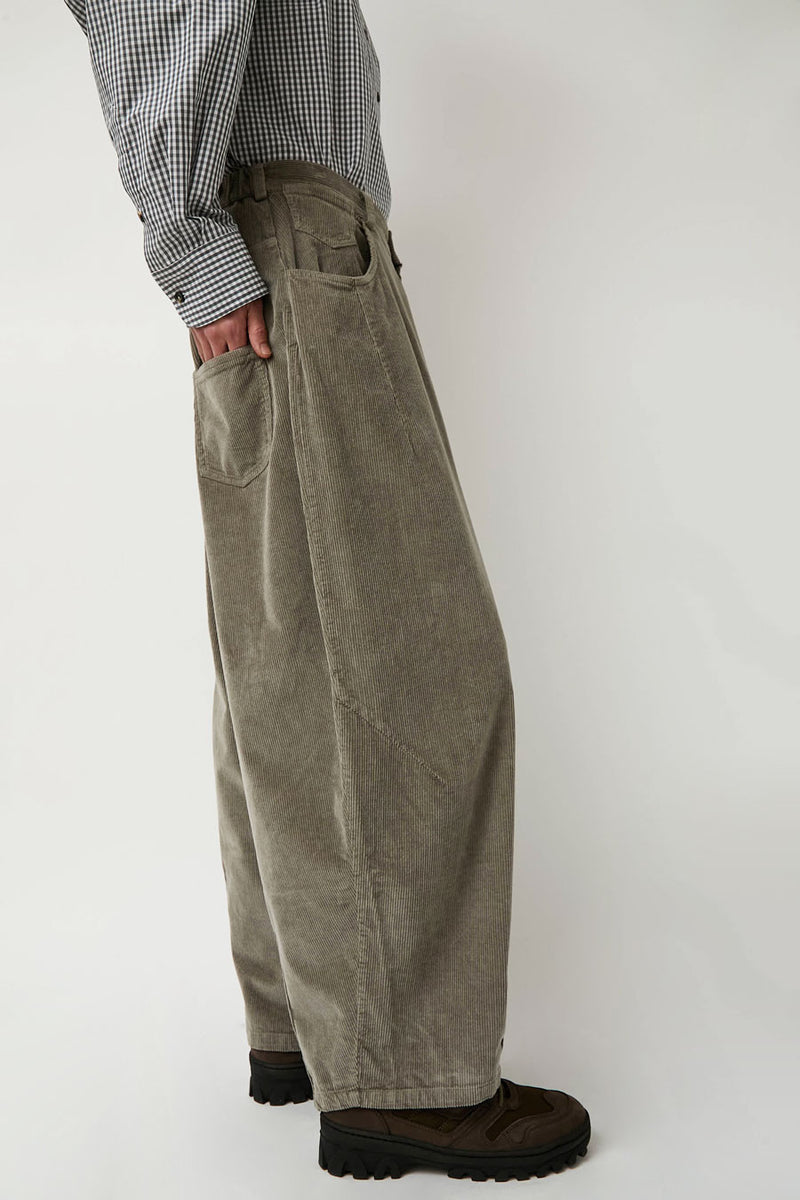 CORDERA Corduroy Baggy Pants in Cobblestone