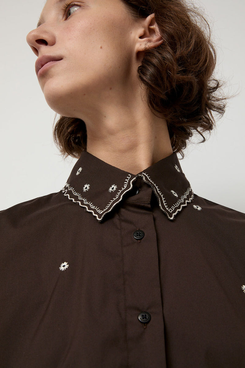 CORDERA Embroidery Shirt in Chocolate