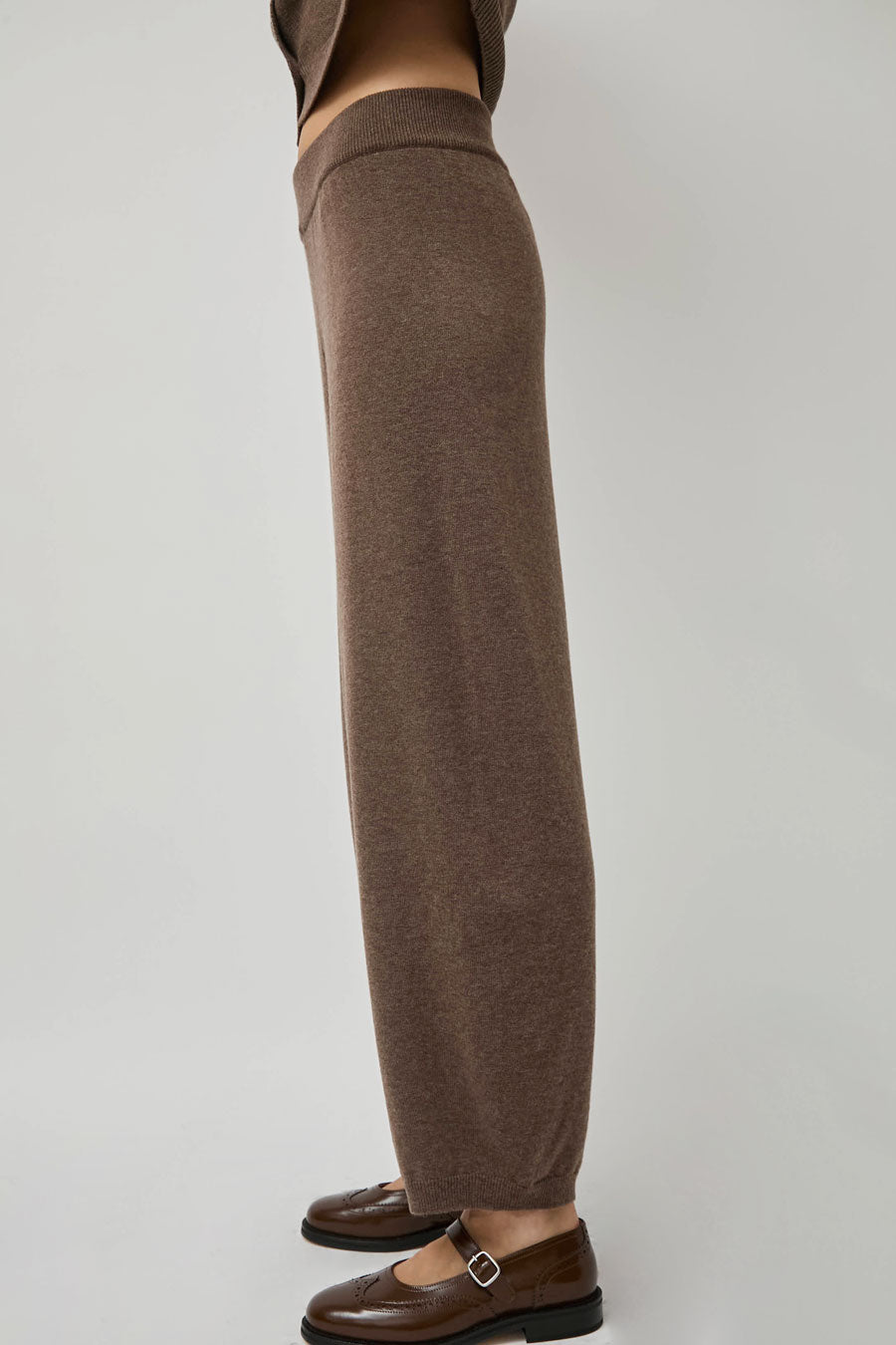 CORDERA Merino Curved Wool Pants in Taupe