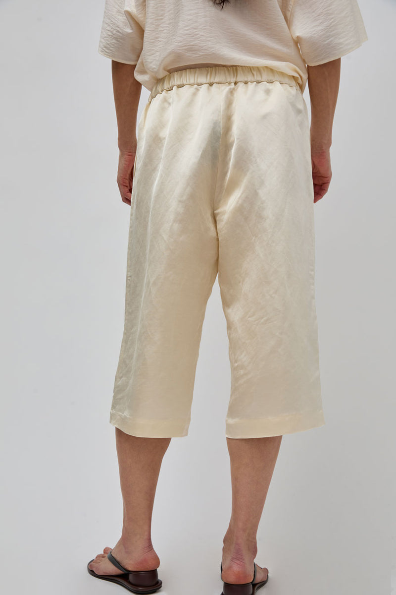 CORDERA Satin Capri Pants in Marfil