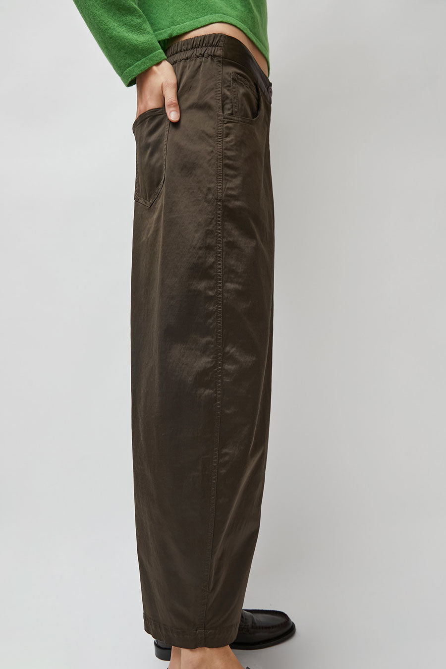 CORDERA Satin Curved Pants in Alga