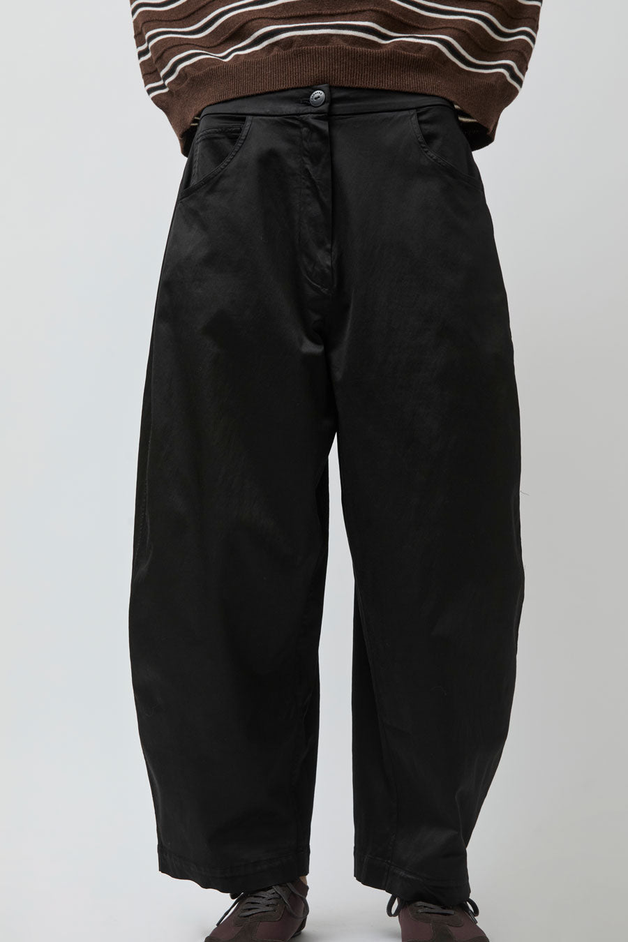 CORDERA Satin Curved Pants in Black