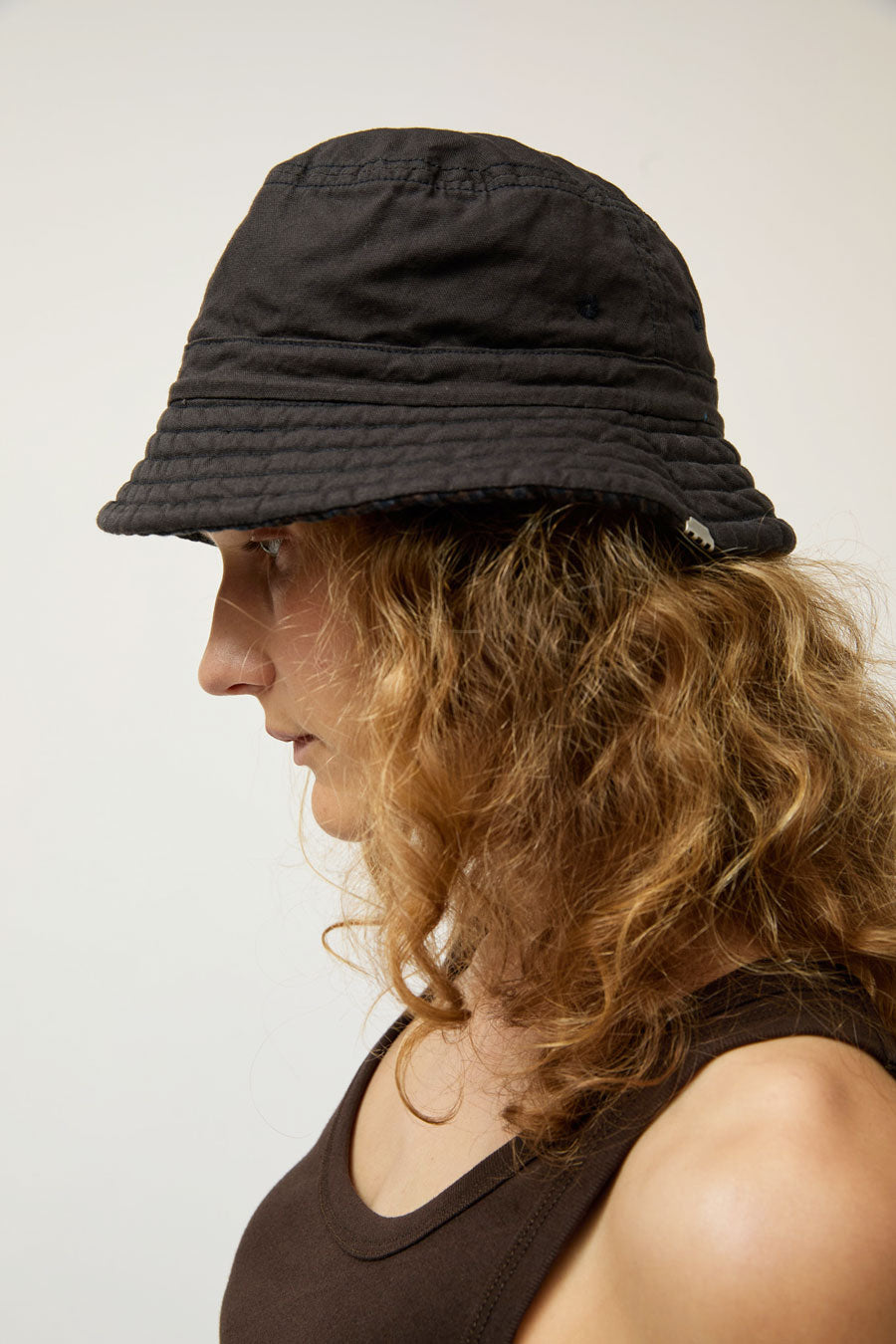 DECHO Quilted Reversible Bucket Hat in Brown and Navy