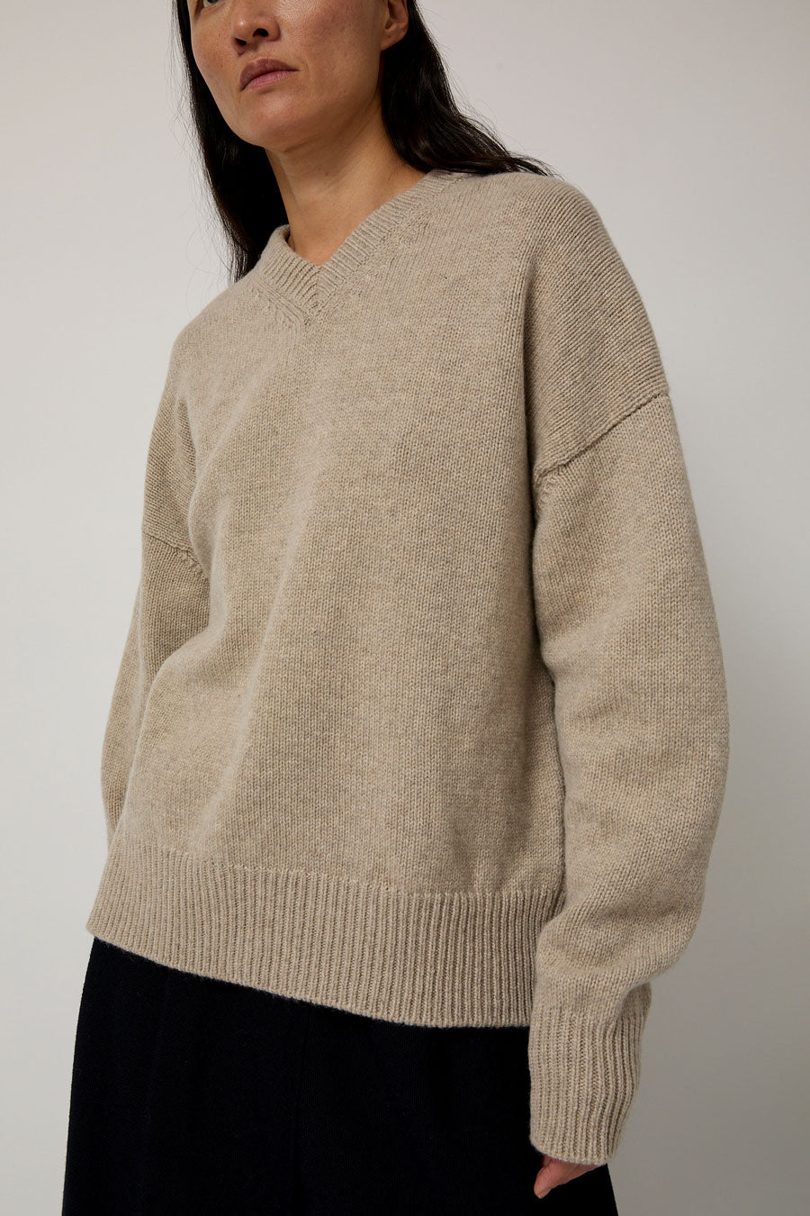 &Daughter Balla Slouch V Neck Sweater in Beige