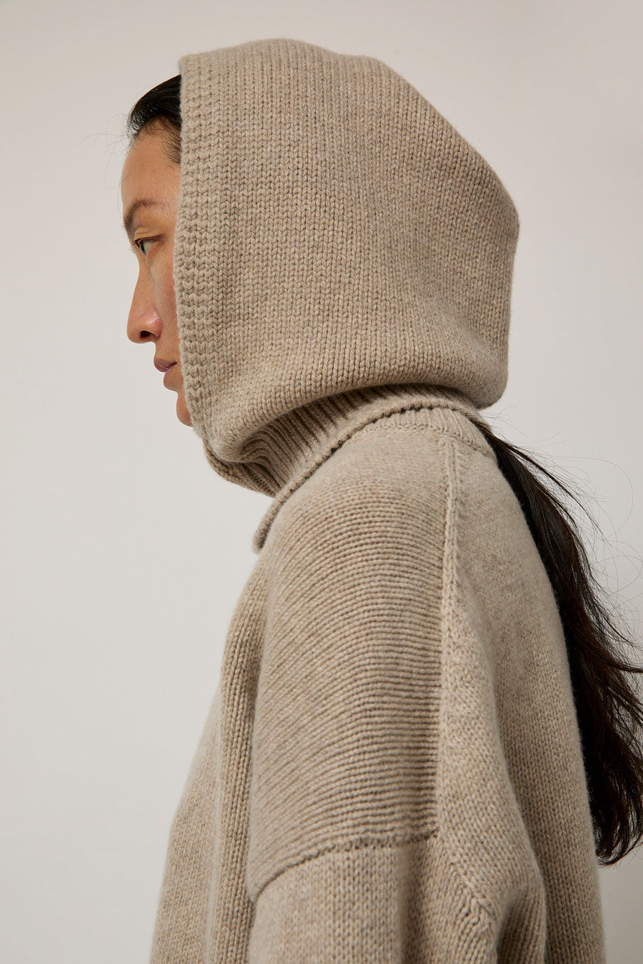 &Daughter Plain Hood in Beige