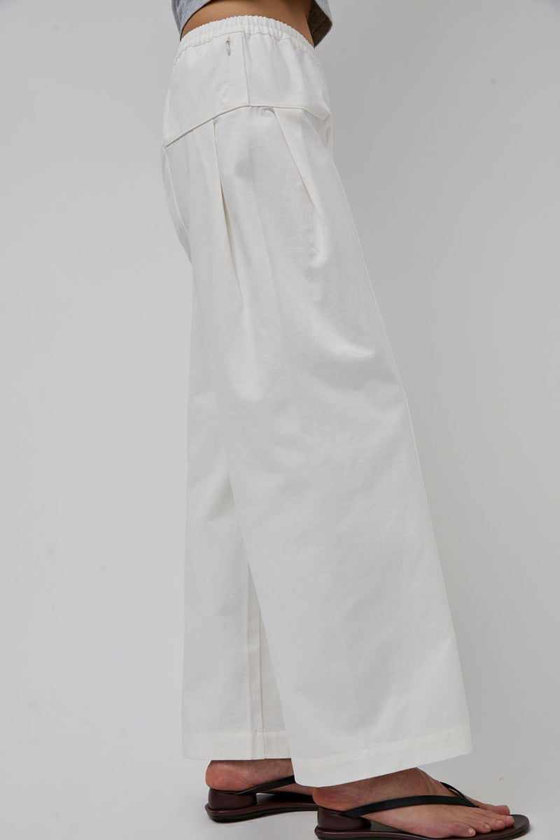 Deiji Studios Pleat Pant in White