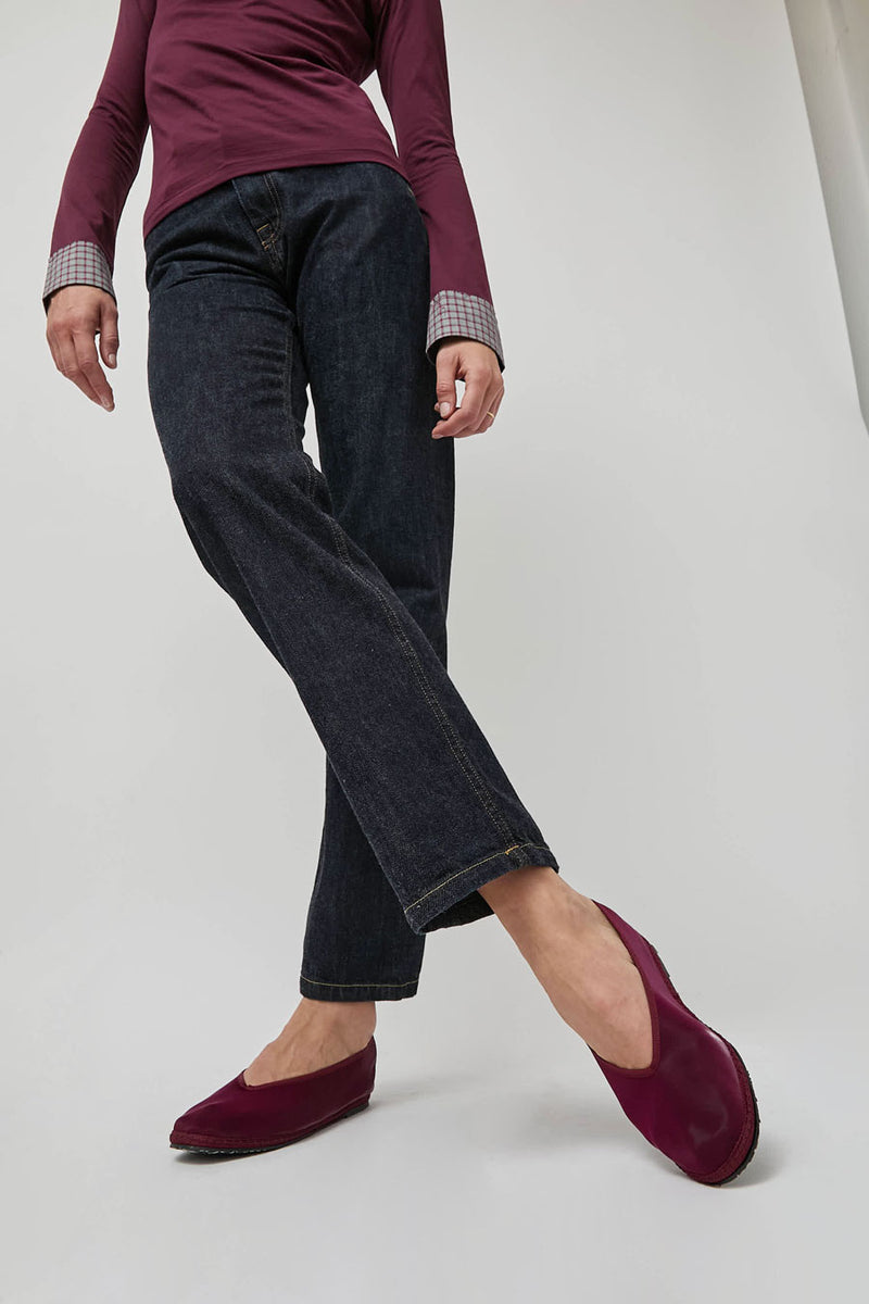 Drogheria Crivellini Fu-Kung in Burgundy