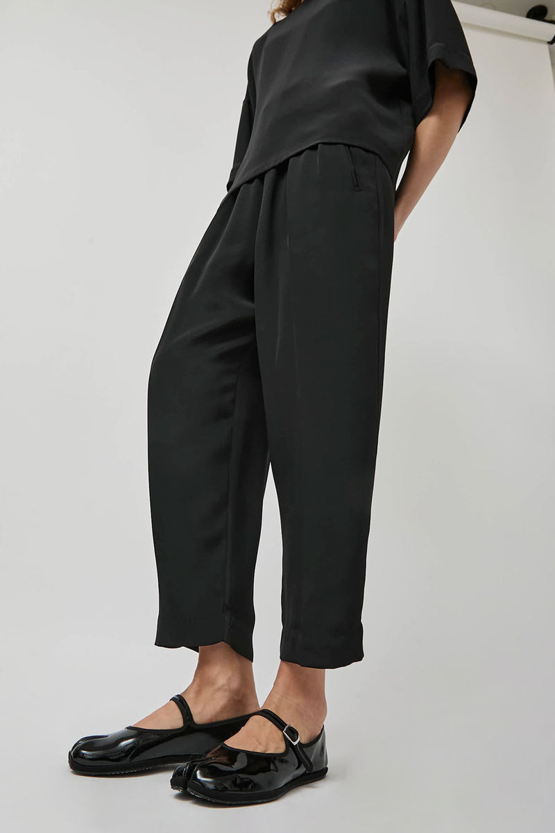 Drogheria Crivellini Fu-Tabi Mary Jane in Black Faux Patent