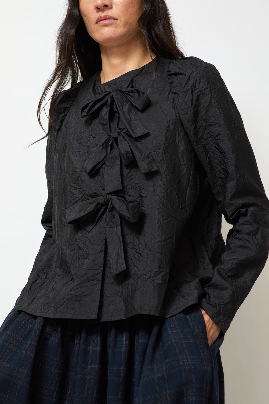 Eleph Bows Shirt in Black Crinkle