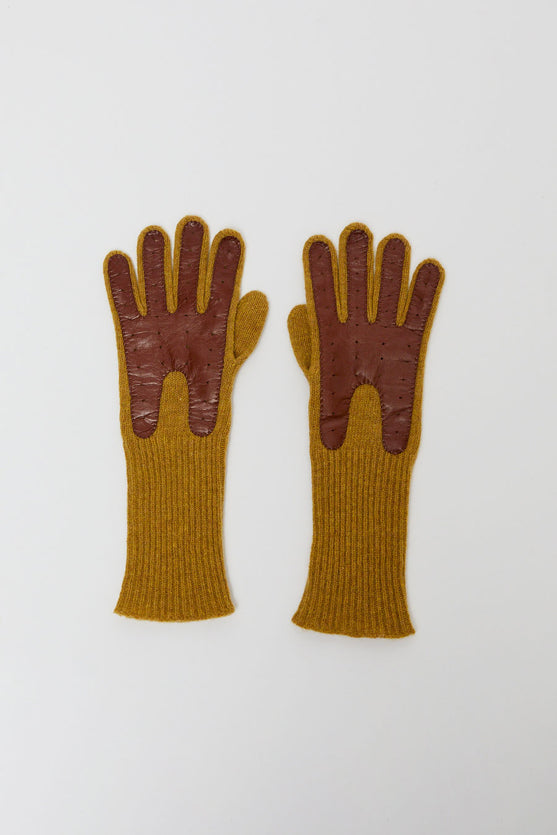 Exquisite J Gloves in Mustard with Camel