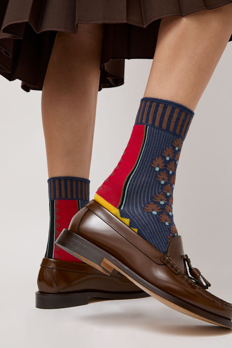 Exquisite J Graphic Socks in Navy