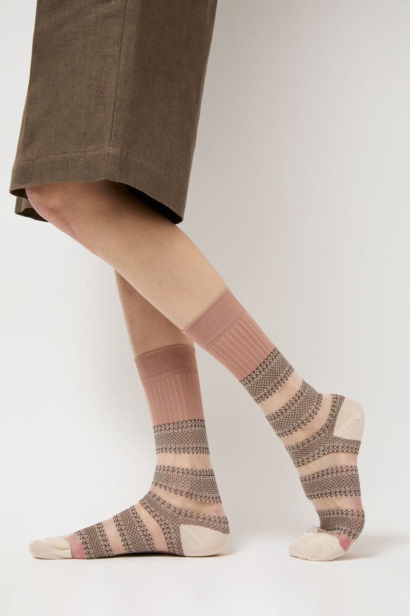 Exquisite J Open Work Stripe Socks in Blush