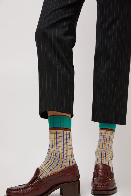 Exquisite J Plaid Socks in Cream