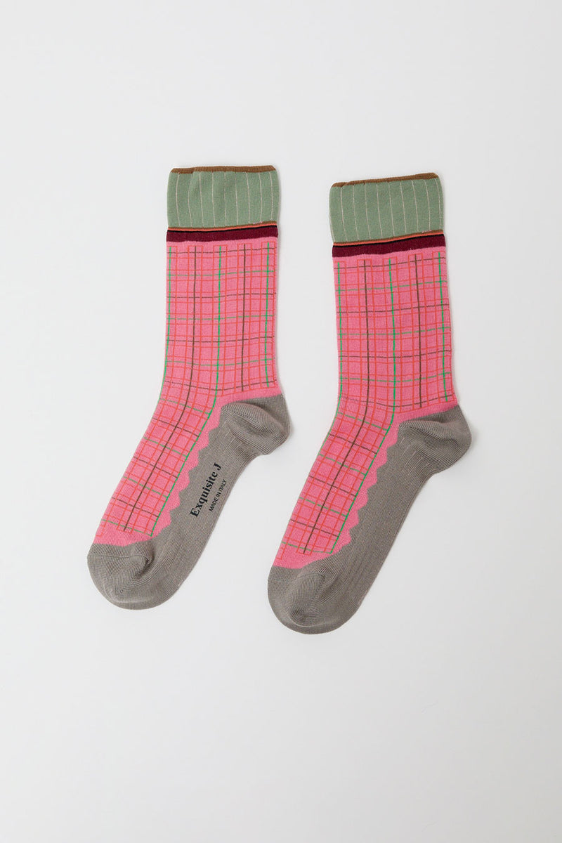 Exquisite J Plaid Socks in Pink