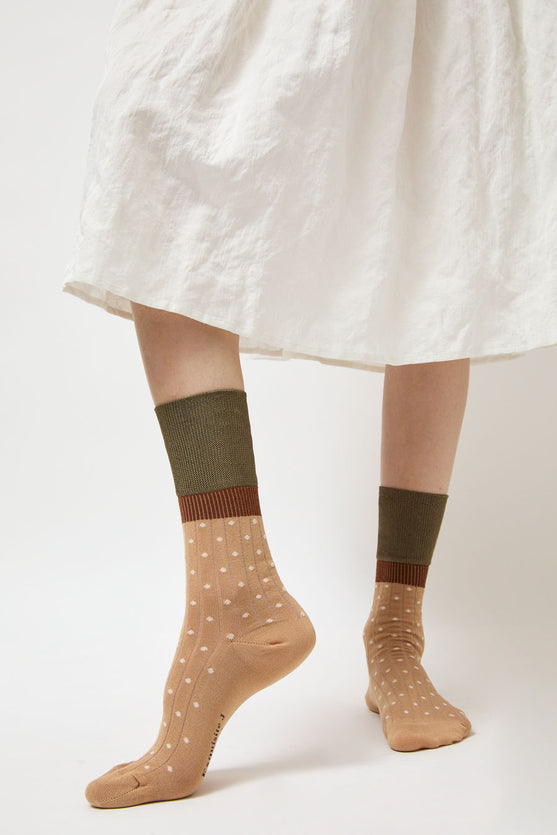 Exquisite J Polka Dot Socks in Mocha