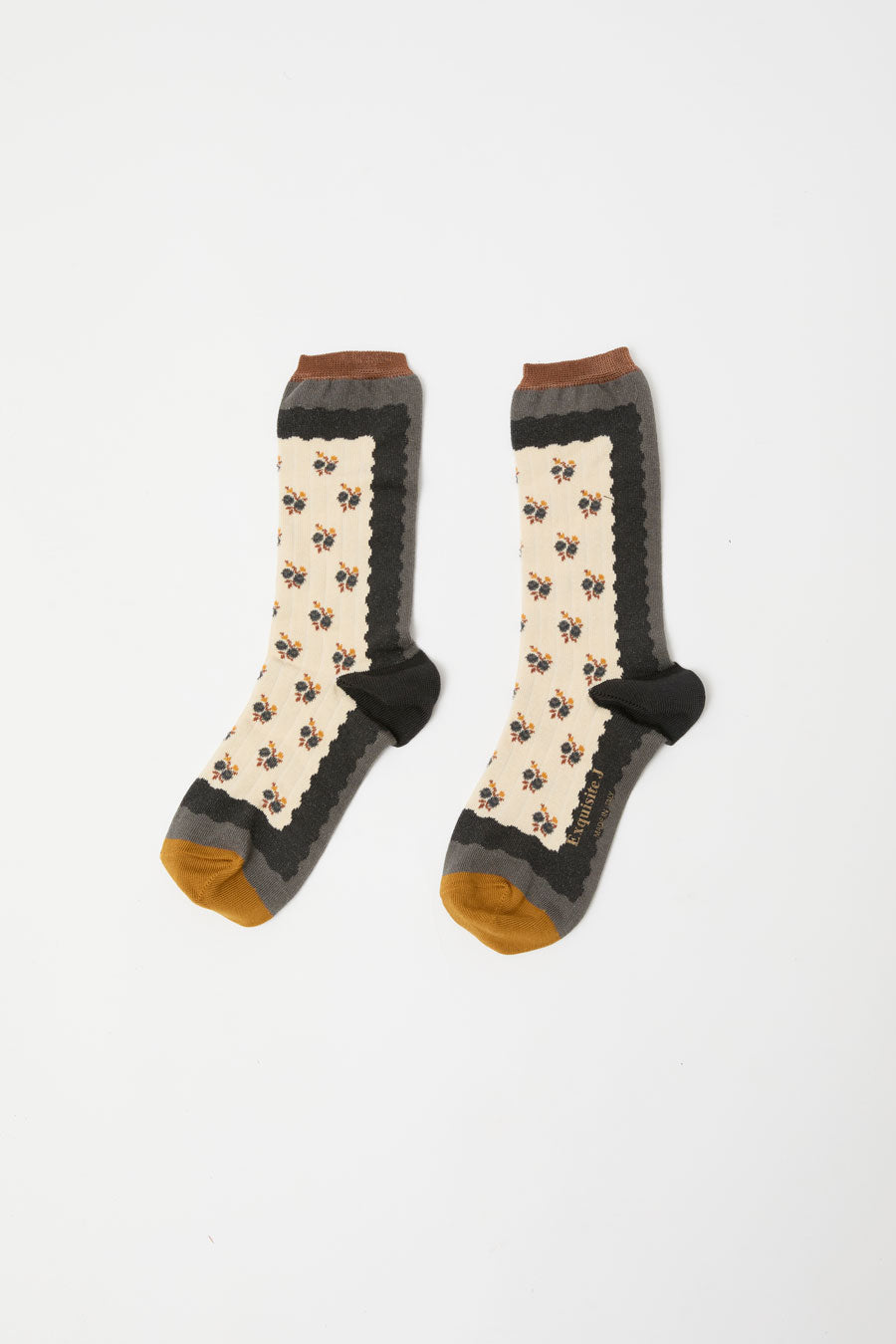Exquisite J Short Cotton Micro Roses Socks in Cream