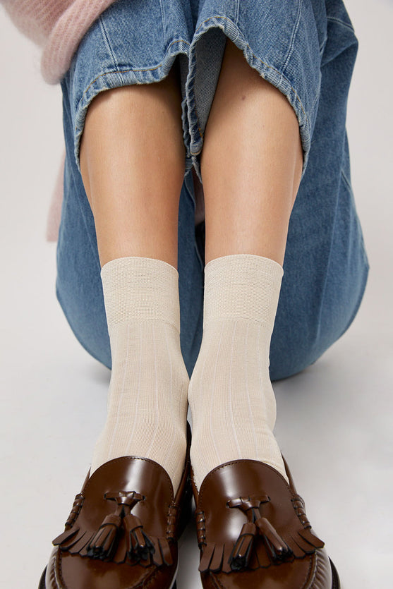 Exquisite J Short Cotton Viscose Socks in Cream