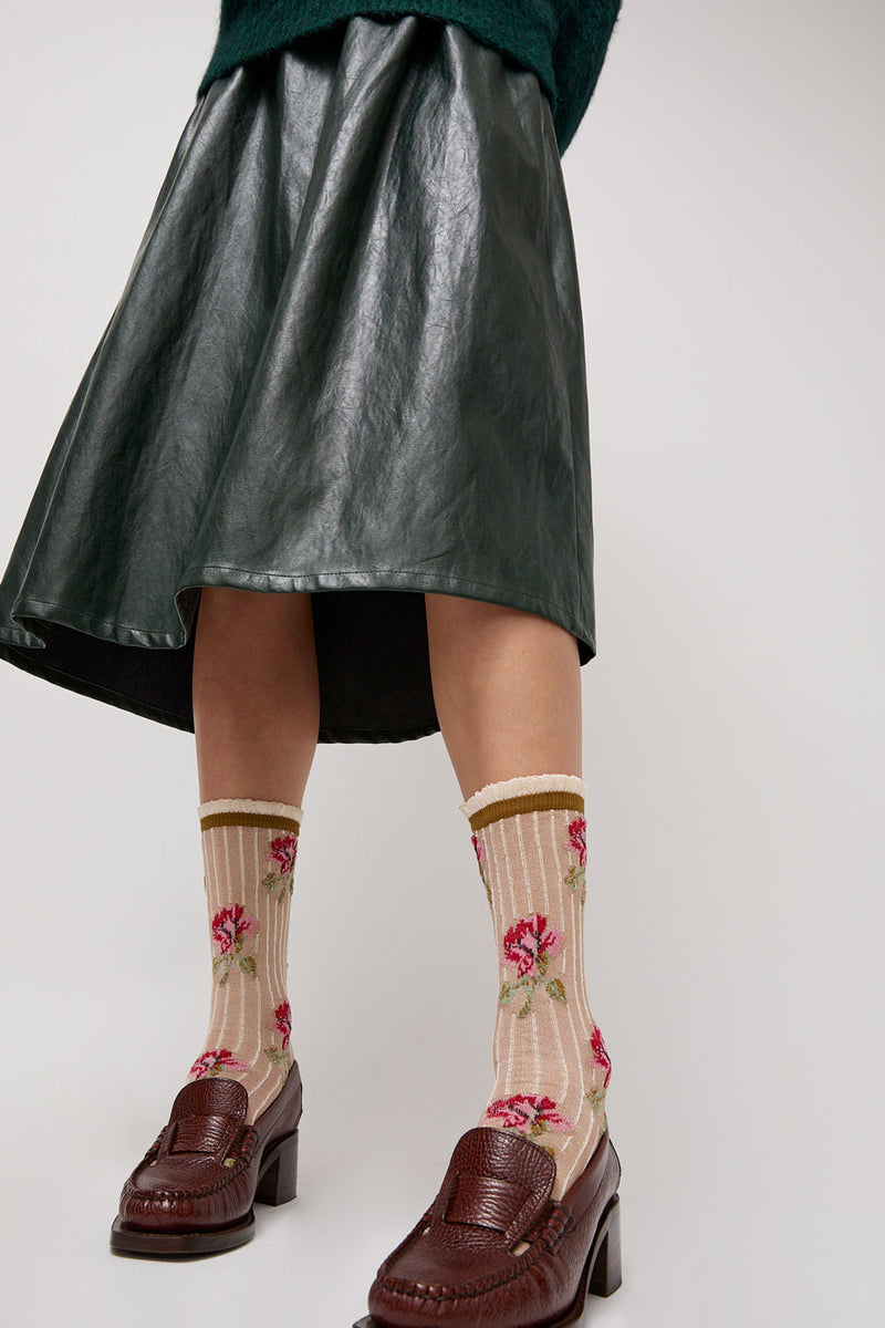 Exquisite J Short Flower Socks in Cream