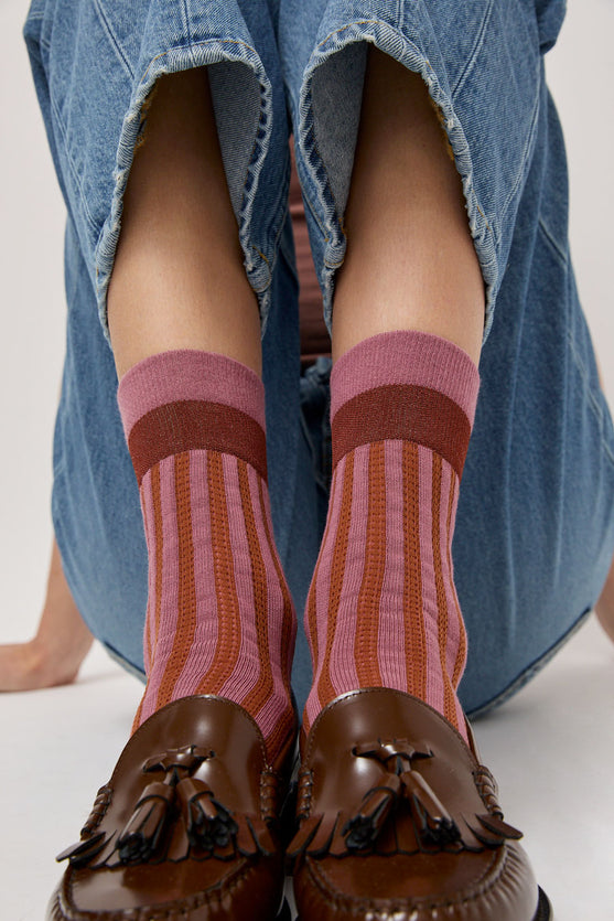 Exquisite J Stripe Socks in Rose