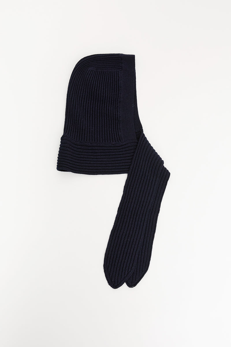 Exquisite J Hooded Scarf in Black