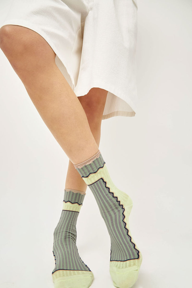 Exqusite J Waves and Stripes Socks in Mint