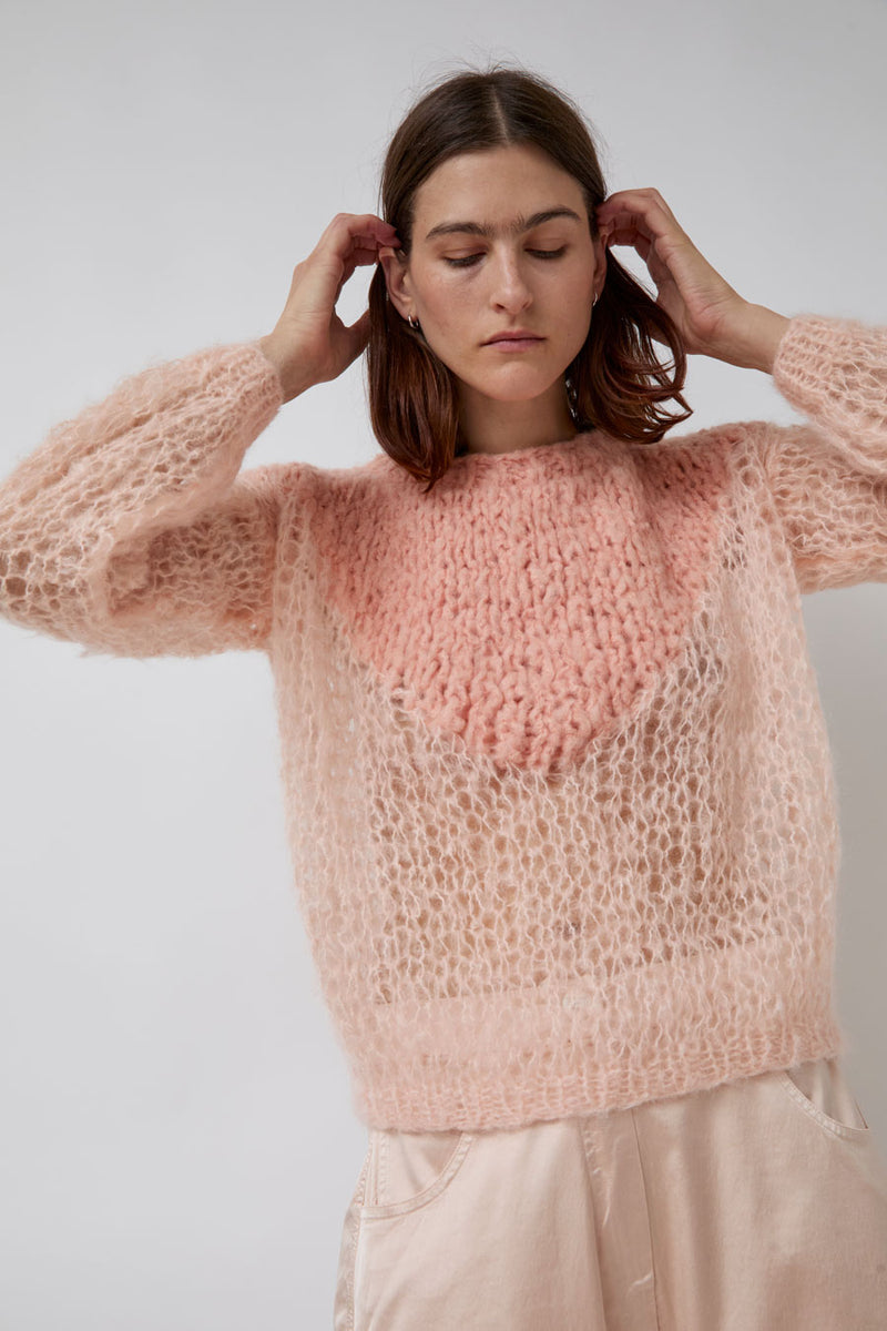 Guðrun & Guðrun Aurora Sweater in Peach and Salmon