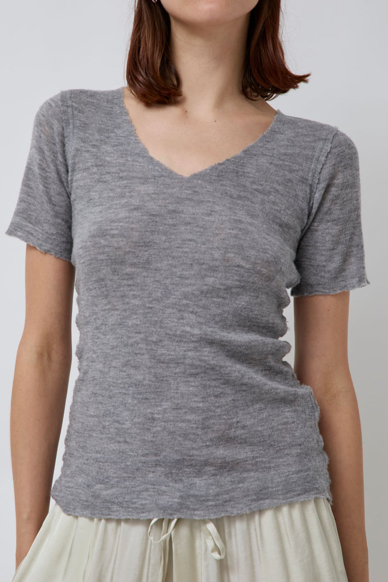 Guðrun & Guðrun Barbara V Neck T-Shirt in Grey