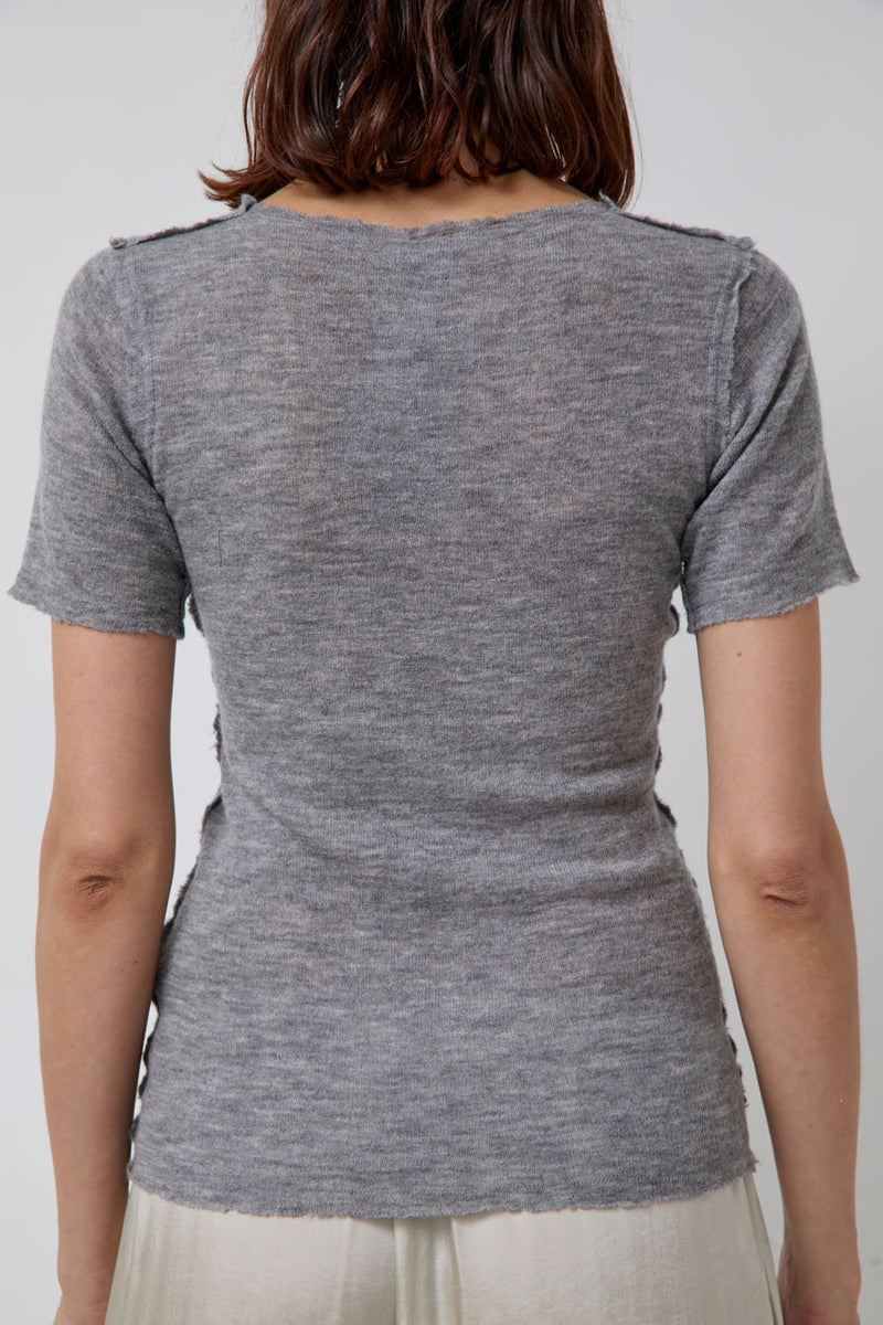 Guðrun & Guðrun Barbara V Neck T-Shirt in Grey