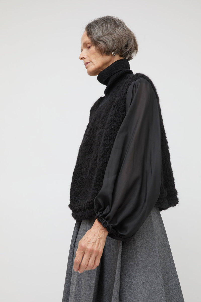 Guðrun & Guðrun Káta Sweater in Black