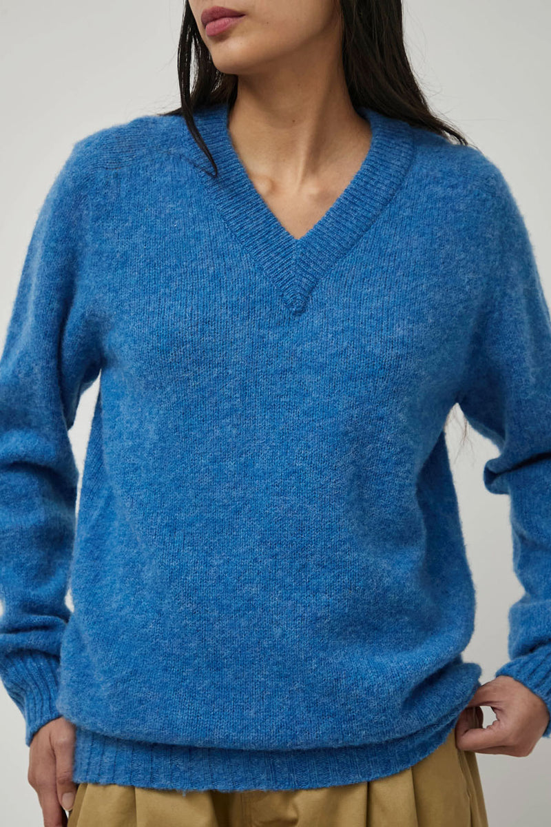 HOWLIN' Future Memories V Neck Sweater in Apollo