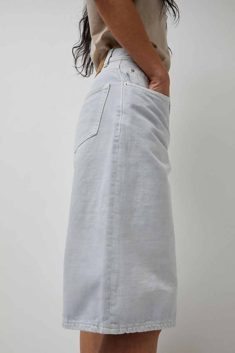 Haikure Becky Short in Plein Air