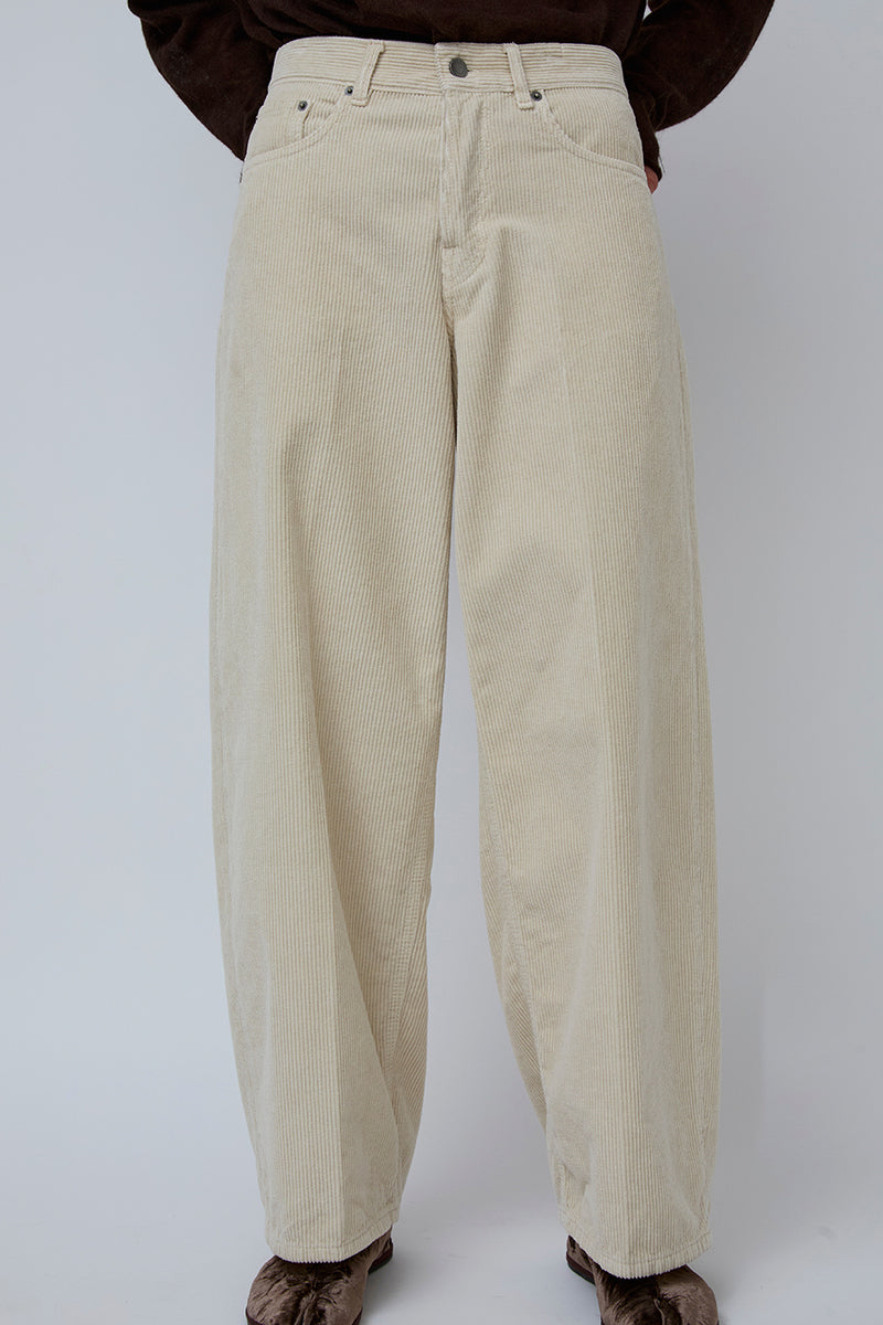 Haikure Bethany Velvet Jean in Ecru